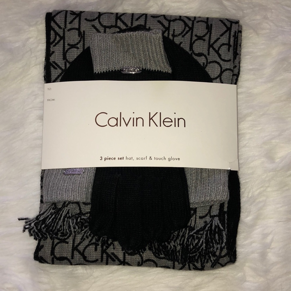 3 Piece Hat, Scarf ,Touch Glove Gift Set.